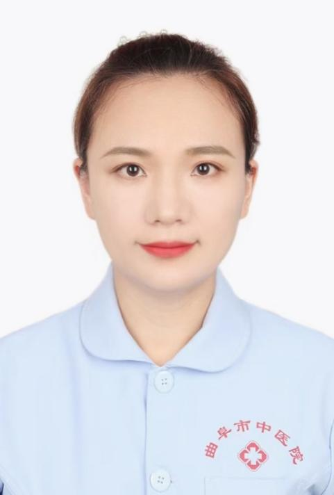 李 然